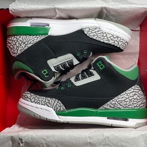Air Jordan 3 Pine Green